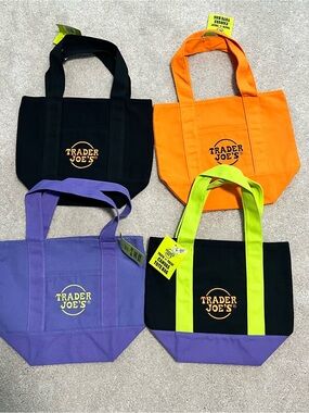 Trader Joe’s Halloween mini tote bags